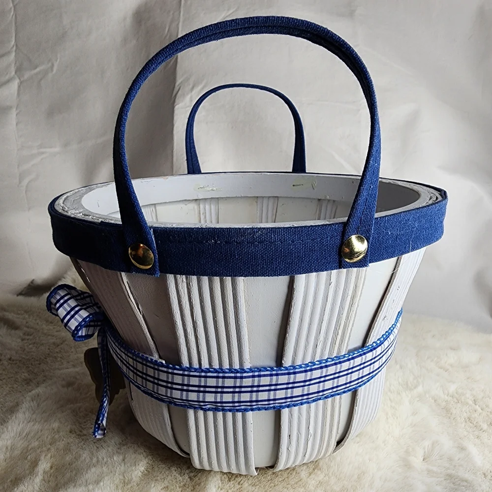 Dolly Parton Wood Basket with Handles White and Blue Butterfly 9.13